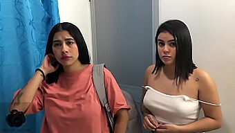 Trio Cu Mama Vitregă Și Sora Vitregă Într-O Cameră De Hotel - Creampie Pov